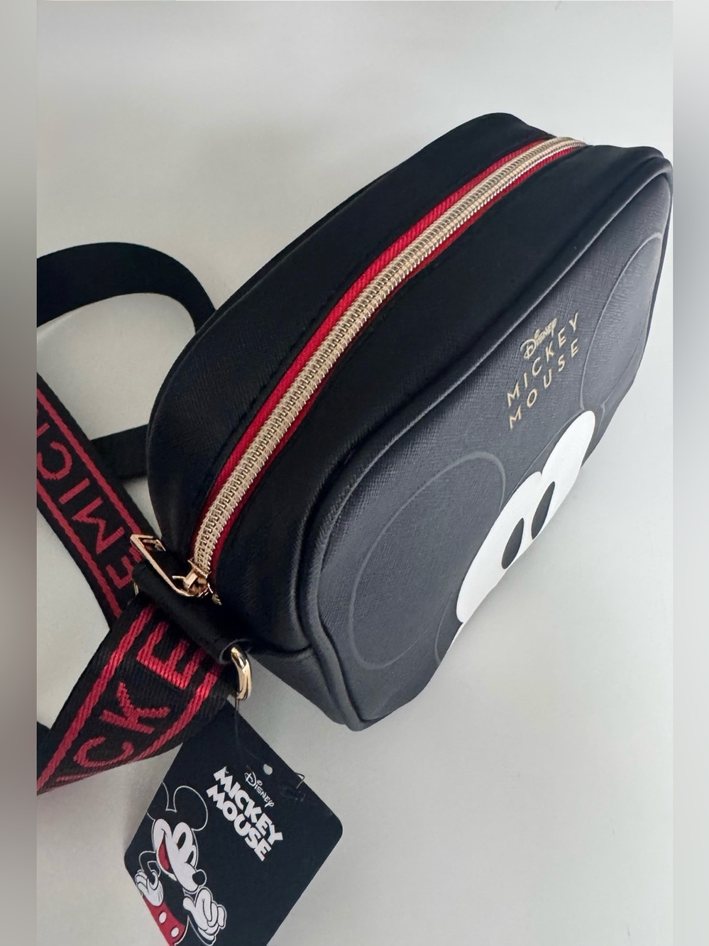 The Disney Mickey Mouse camera crossbody bag New - Picture 9 of 16
